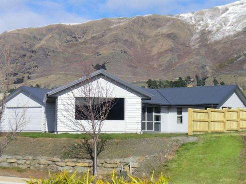 36 Old Station Avenue, Wanaka