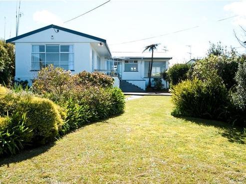 42 Montgomery Avenue, Rothesay Bay