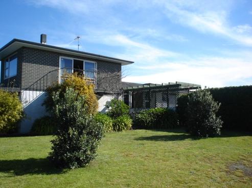 2 Tirimoana Place, Te Awanga