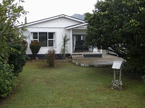 1 Holland Street, Rapahoe