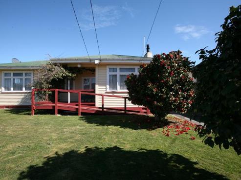 414 Frederick Street, Mahora