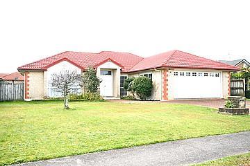 12 Trovare Place, Golflands