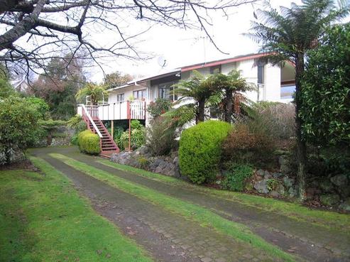 11 Carter Drive, Westbrook