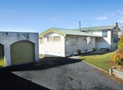 44 Estuary Crescent, Fairfield