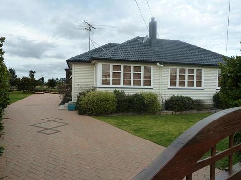 35 Village Way, Ardmore