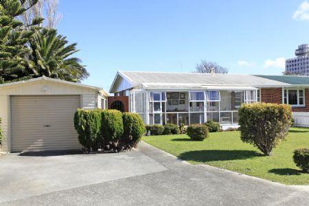29 Percy Cameron Street, Avalon