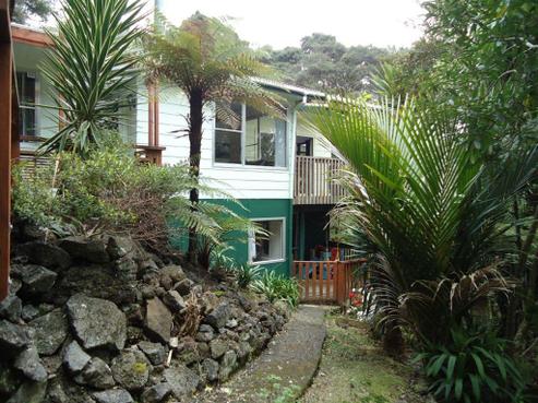 743 West Coast Road, Oratia
