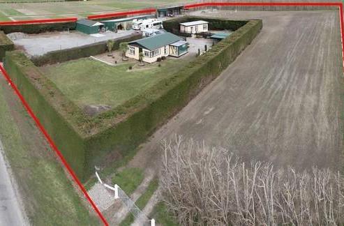 1640 Springs Road, Lincoln