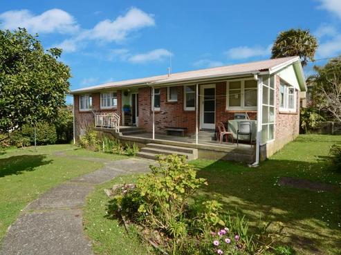 43 Aberdeen Road, Castor Bay