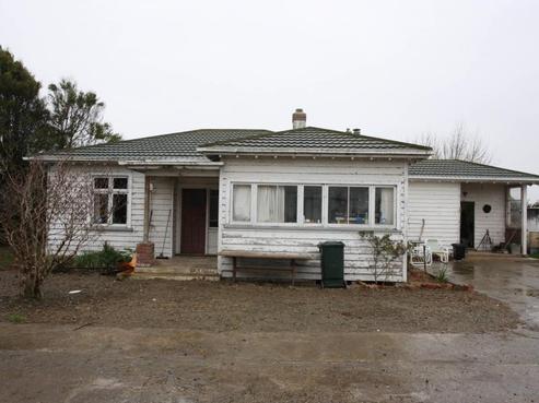 328 West Plains Road, West Plains