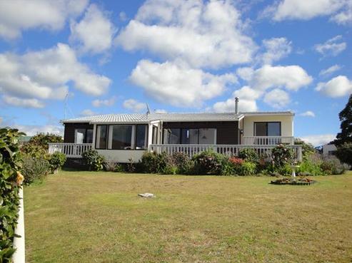 104 Chevron Crescent, Whangamata