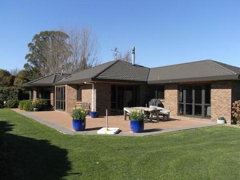 90 Kuratawhiti Street, Greytown
