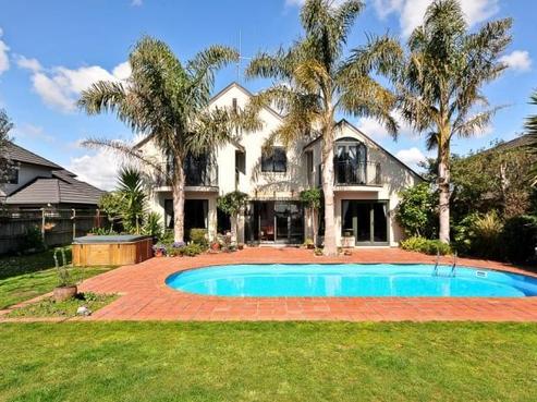 43 Keswick Crescent, Huntington