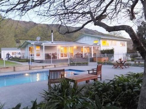 173 State Highway 1, Waikanae