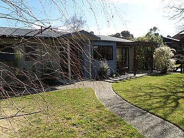 100 Brook Place, Whangamata