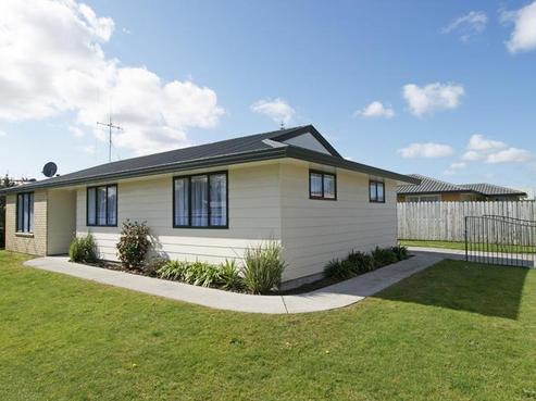 2 Cottage Lane, Pukete