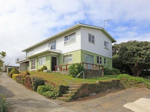 8 Anthony Grove, Paraparaumu Beach