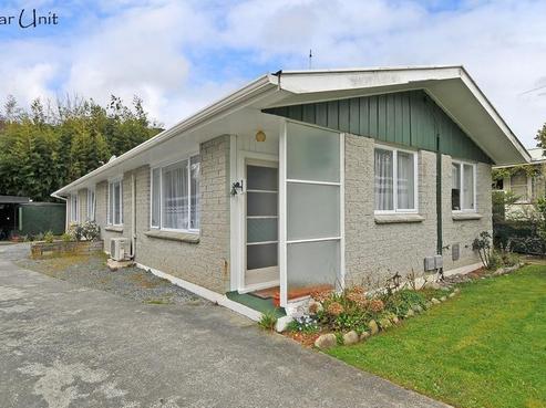2/15 Deller Grove, Silverstream