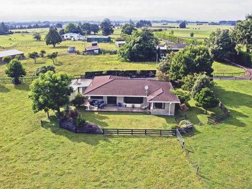 239A Karaka North Road, Karaka