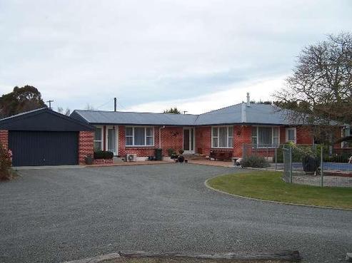 350 Racecourse Road, Allenton
