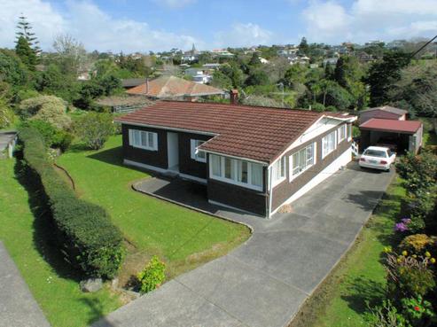 914 Beach Road, Waiake