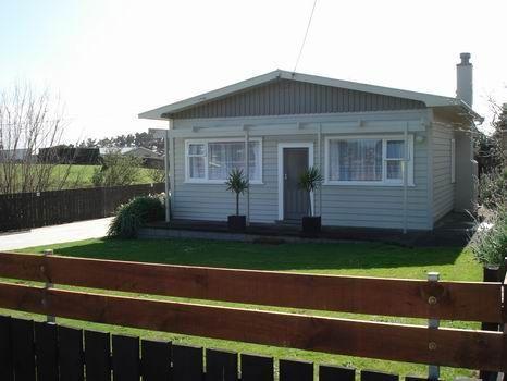 62 Burns Street, Hawera