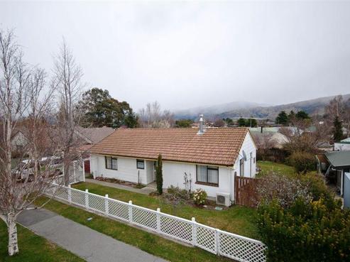 11 Monaghan Street, Cromwell