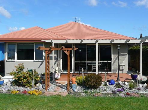 27 Ivy Crescent, Richmond