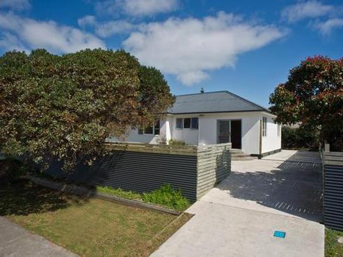 38 Bluegum Road, Paraparaumu Beach
