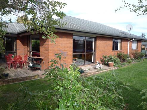 8 Somerset Place, Woodend