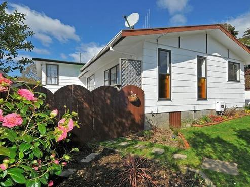 9A Crystal Grove, Birchville