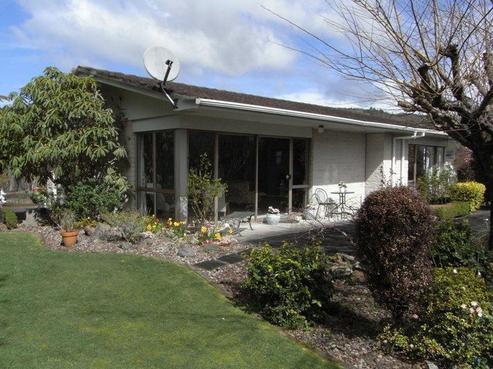 8 Bradley Place, Lynmore