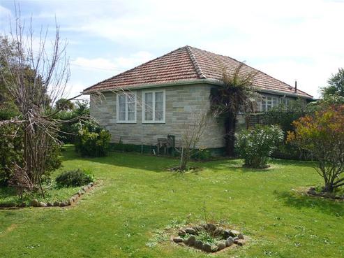 2 Churchill Crescent, Foxton