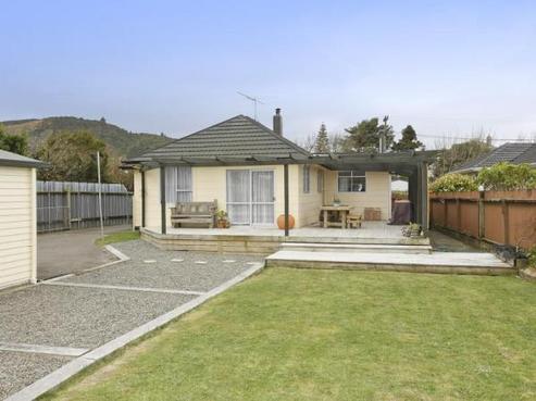 4 Nash Street, Taita