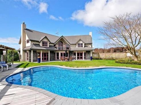 2 Chartwell Glen, Rototuna