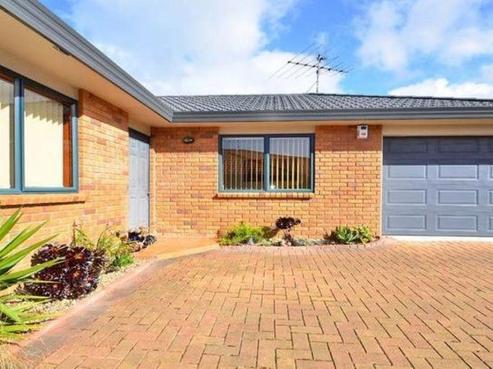 14 Red Hibiscus Road, Stanmore Bay