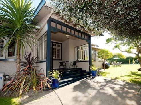 46 Parsons Street, Saint Johns Hill