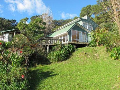 114 Tangiora Avenue, Whangapoua