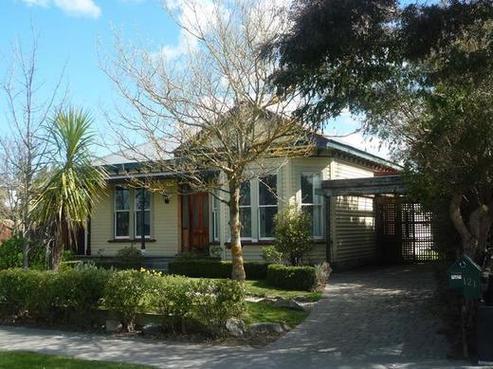 121 Geraldine Street, Edgeware