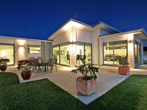 19 Northwood Avenue, Mahora