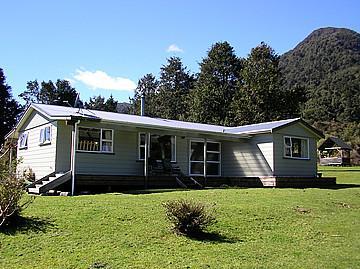 2135 Lake Brunner Road, Moana / Lake Brunner