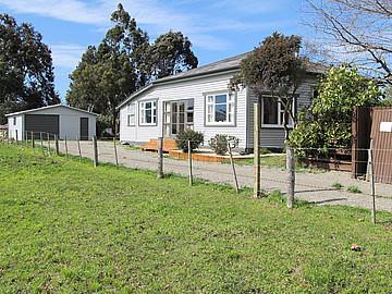 1486 Main North Road, Waikuku
