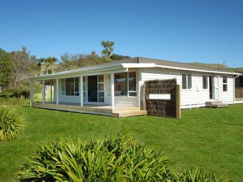 12 Airini Road, Waimarama