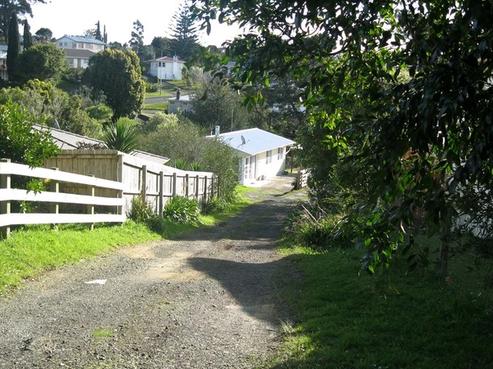 101 Barrys Road, Glendene