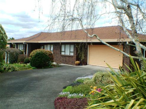 25 Lakeside Drive, Pahurehure