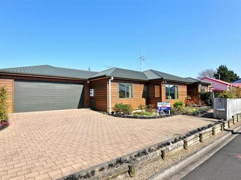 72B Palmerston Street, Hamilton Central