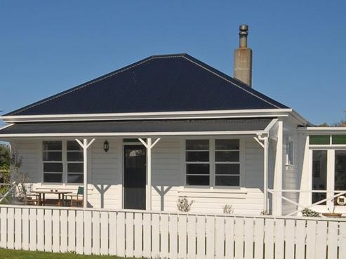 2 Sackville Street, Martinborough