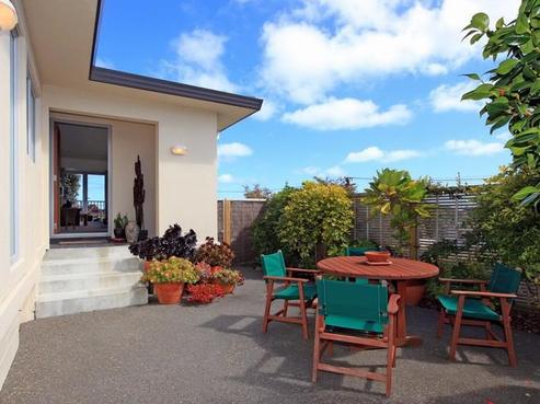 1 Middleton Road, Paraparaumu Beach