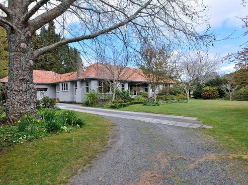 802 State Highway 30, Tikitere