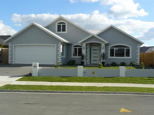 3 Shirley Place, Huntington